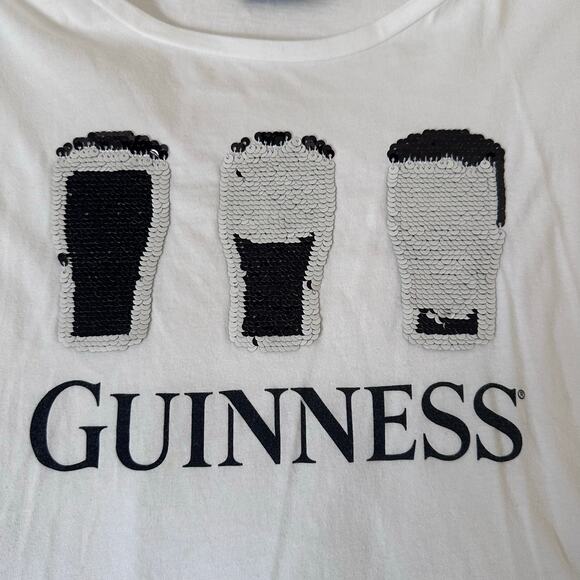 Guinness White Graphic Tee Two Way Sequins Ireland Beer T-Shirt Novelty XLarge - Picture 3 of 4